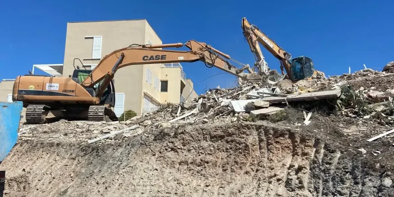 Proyecto de demolición edificio 5 plantas Cala Flores